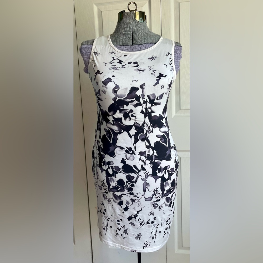 Bodycon Black and White Mini Dress size Large